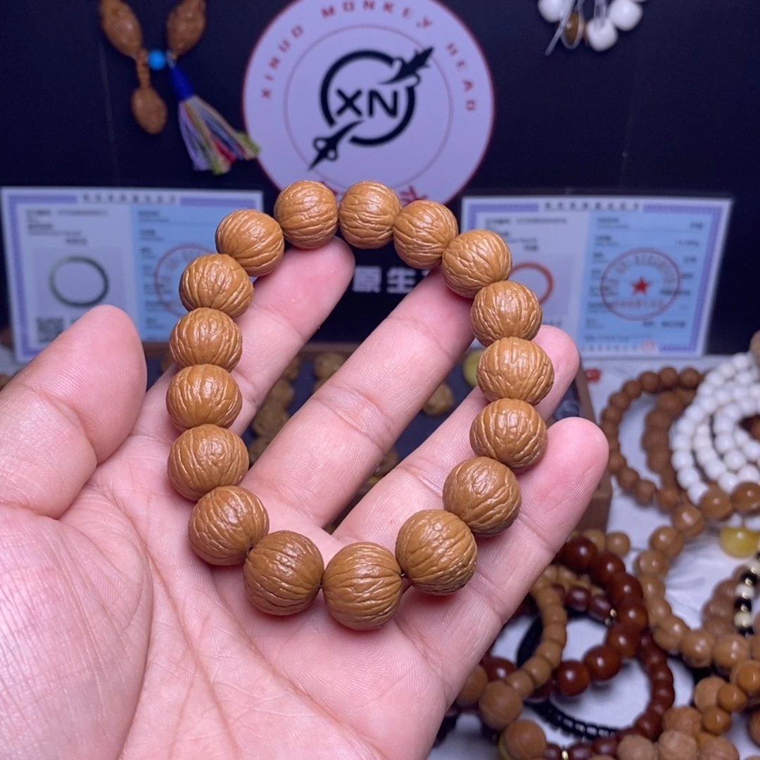 猴头核桃手串凤羽