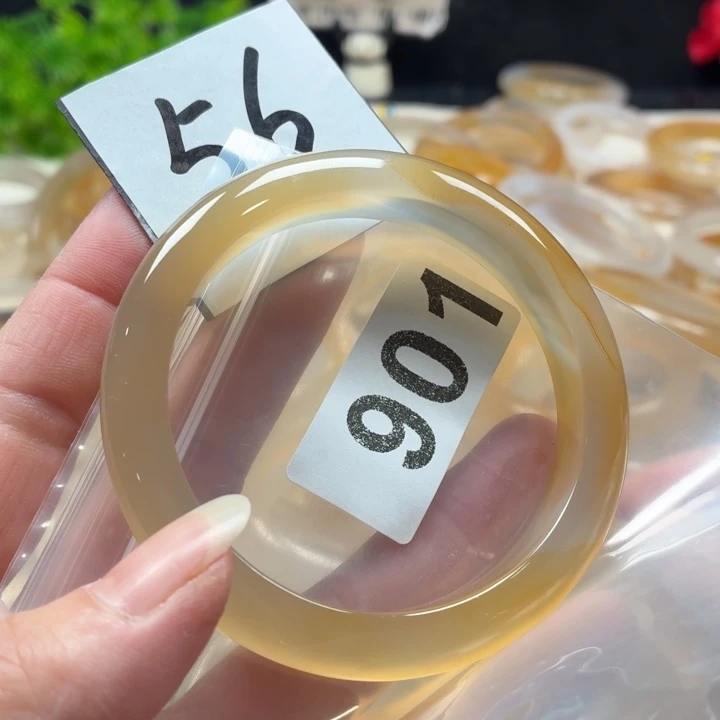 玛瑙/玉髓未镶嵌手镯