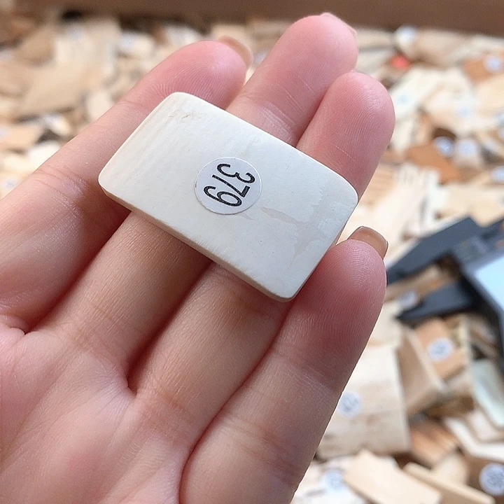 泥塑不打孔联系客服