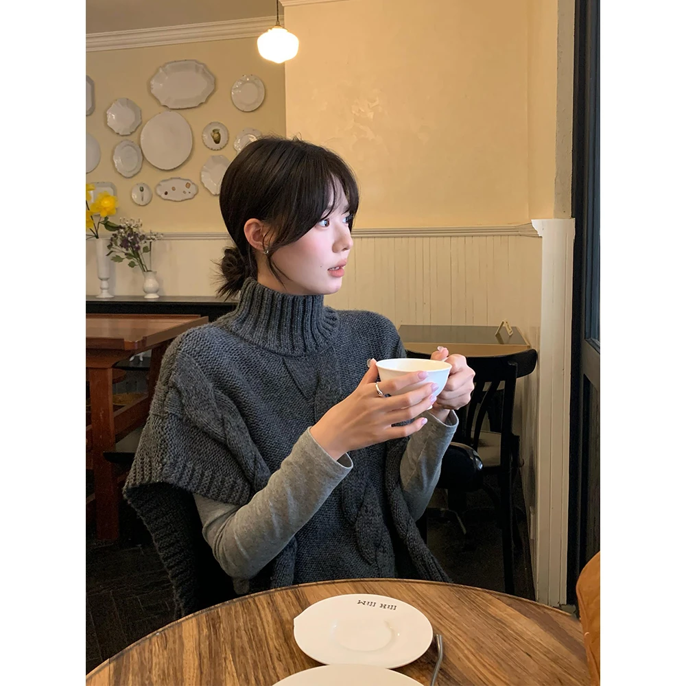 气质百搭复古高领麻花针织马甲毛衣女早秋款坎肩叠穿披风围脖上衣