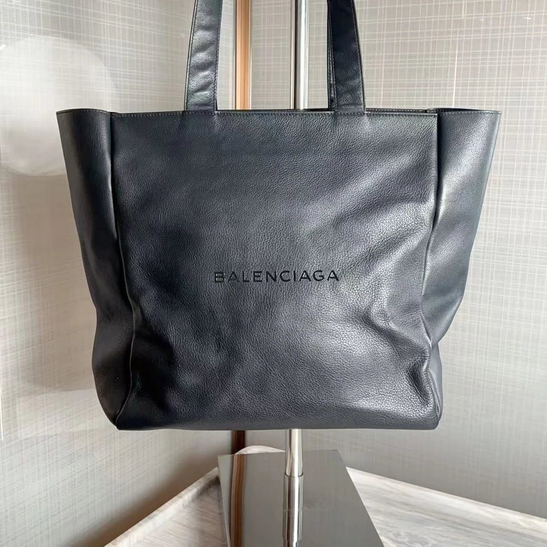 95新 Balenciaga/巴黎世家 巴黎世家 黑色 logo 托特 单肩包 /000