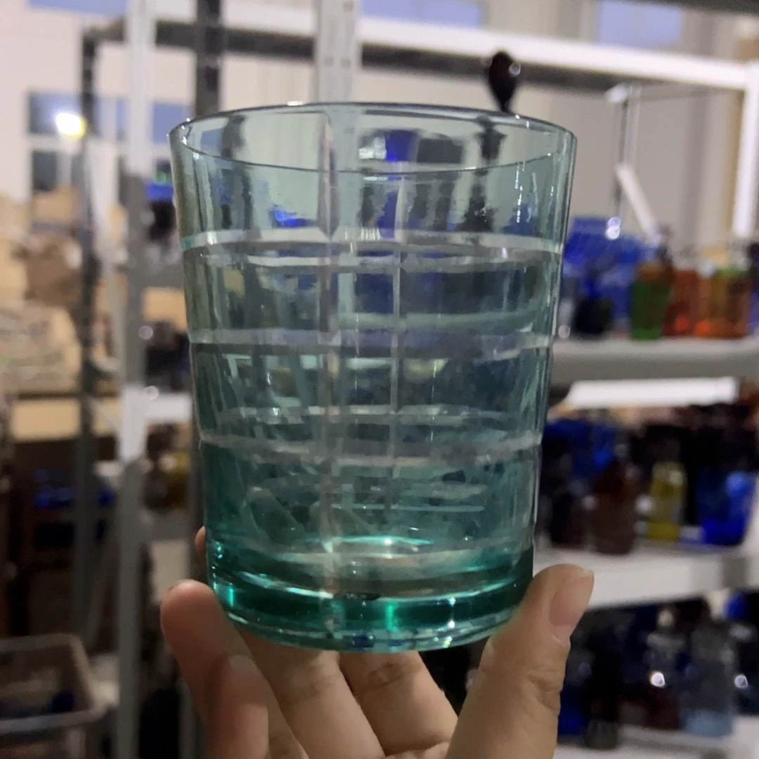 水晶玻璃高脚款微瑕一个