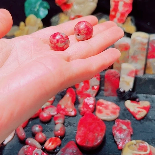 幸***福昌化石昌化鸡血石