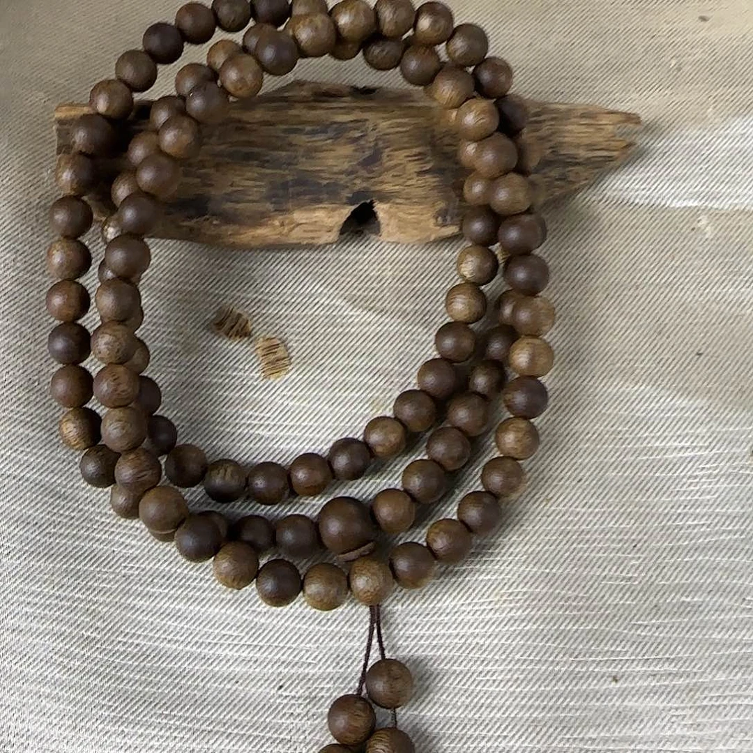 沉香碎屑沉香勾丝➕白棋母树08圆珠多圈收藏级30克