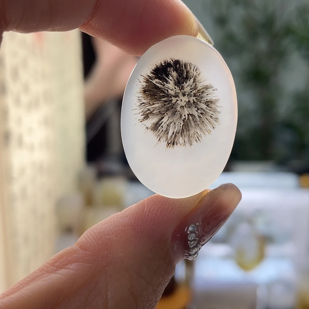 玛瑙/玉髓未镶嵌珠宝奇石