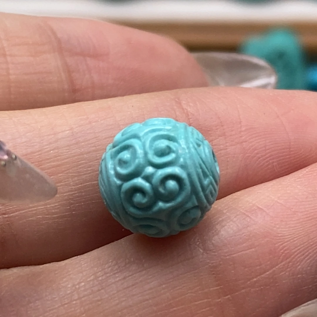 绿松石未镶嵌颈饰