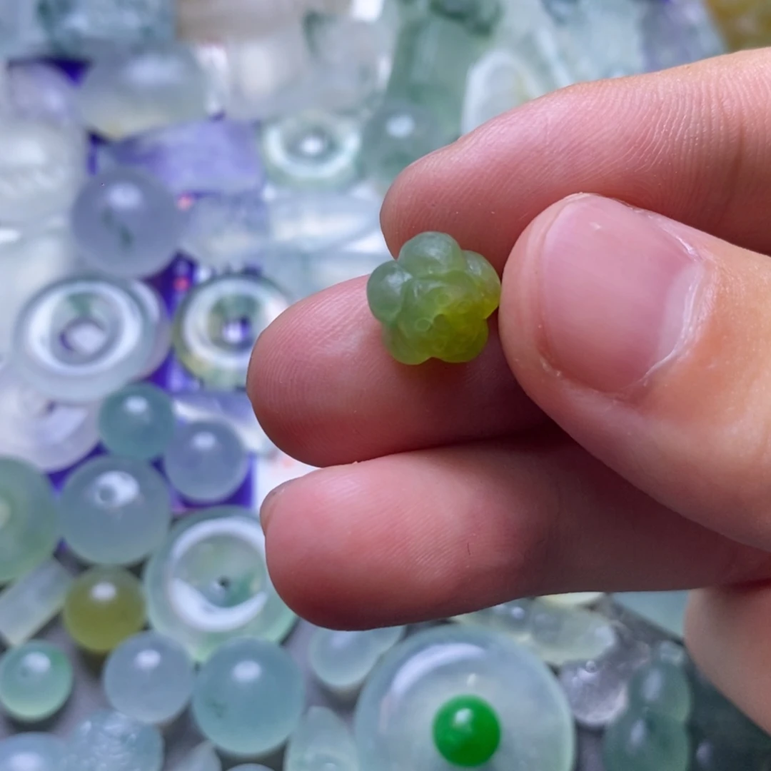 定制翡翠未镶嵌多*?珠子
