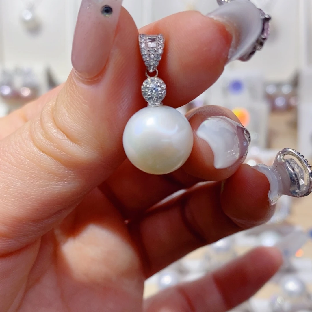 淡水珍珠吊坠(赠链)银S925镶嵌