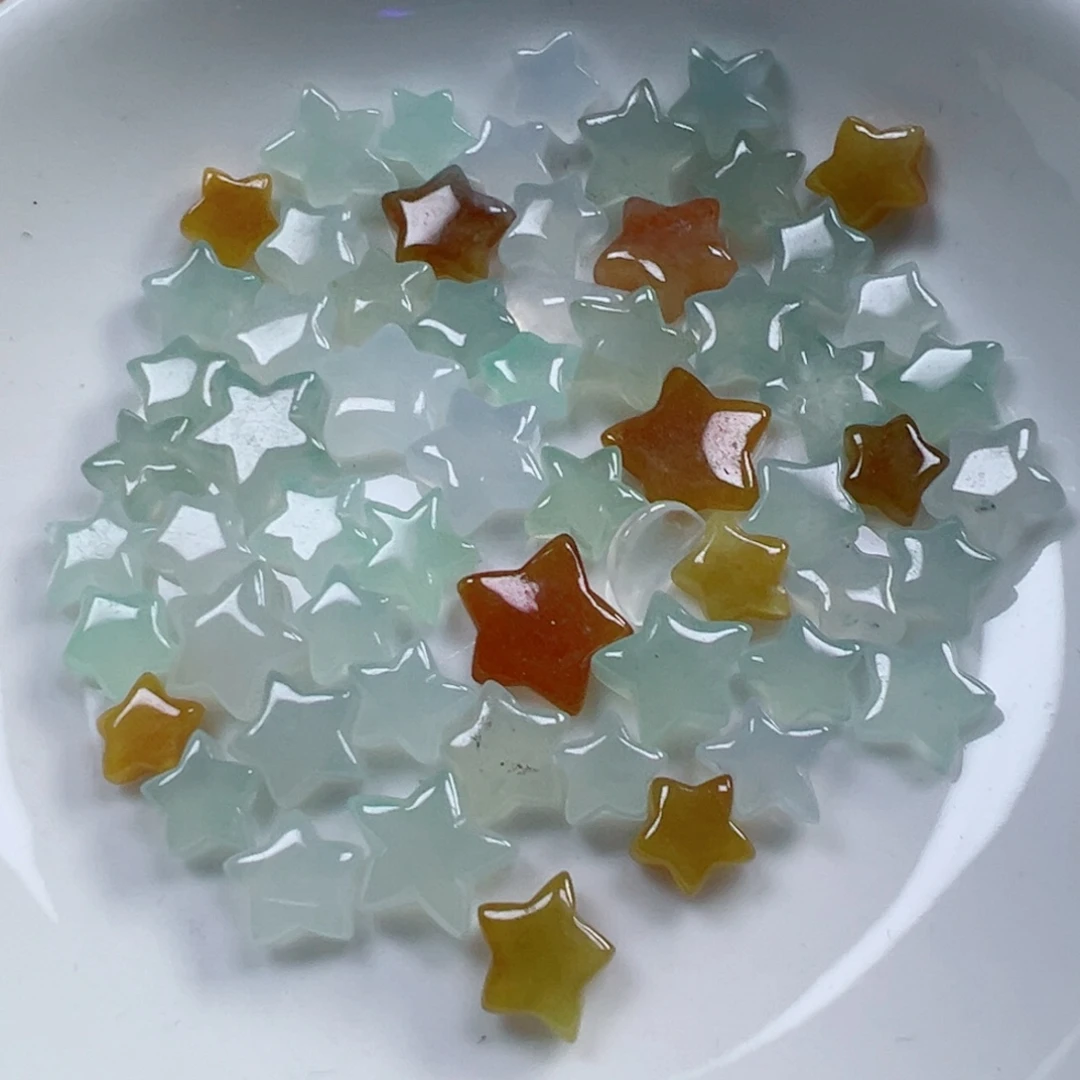 翡翠散珠星星一个可挑。多样性发货