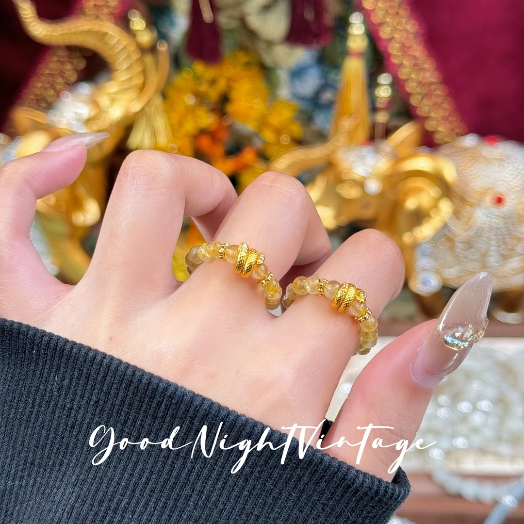 金发晶小蛇戒【古奈奈Vintage】蛇年弹力绳串珠戒指