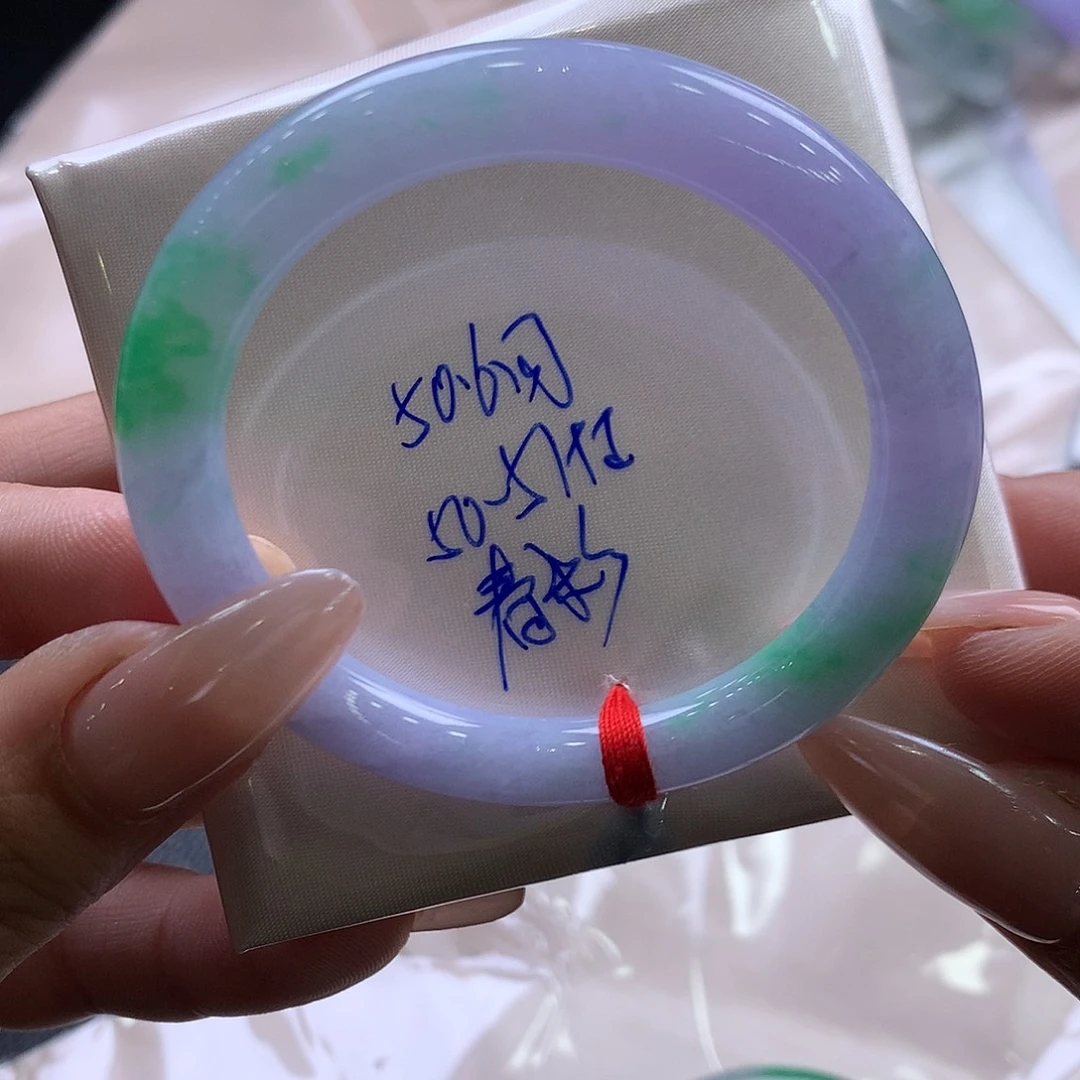 翡翠未镶嵌手镯50.6圆