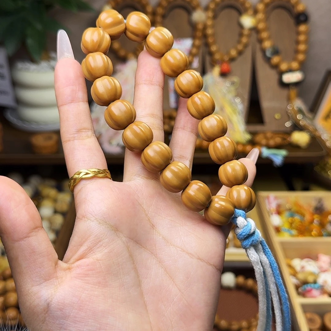 天***海吊坠猴头核桃南瓜