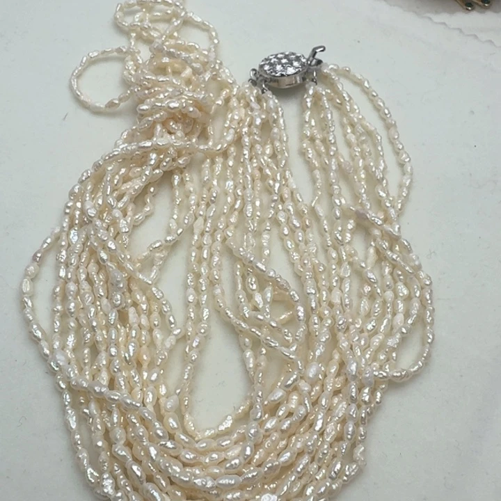 淡水珍珠颈饰未镶嵌