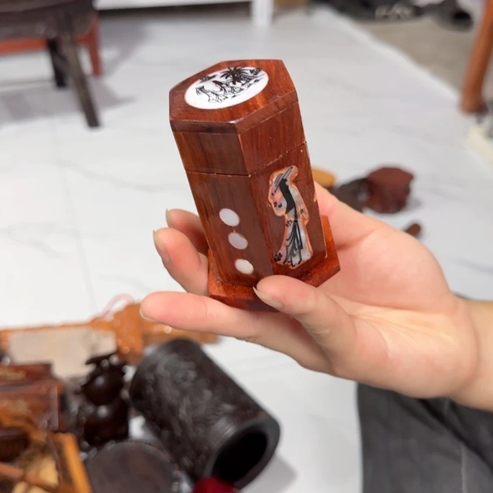 琉璃手工艺品红木工艺品