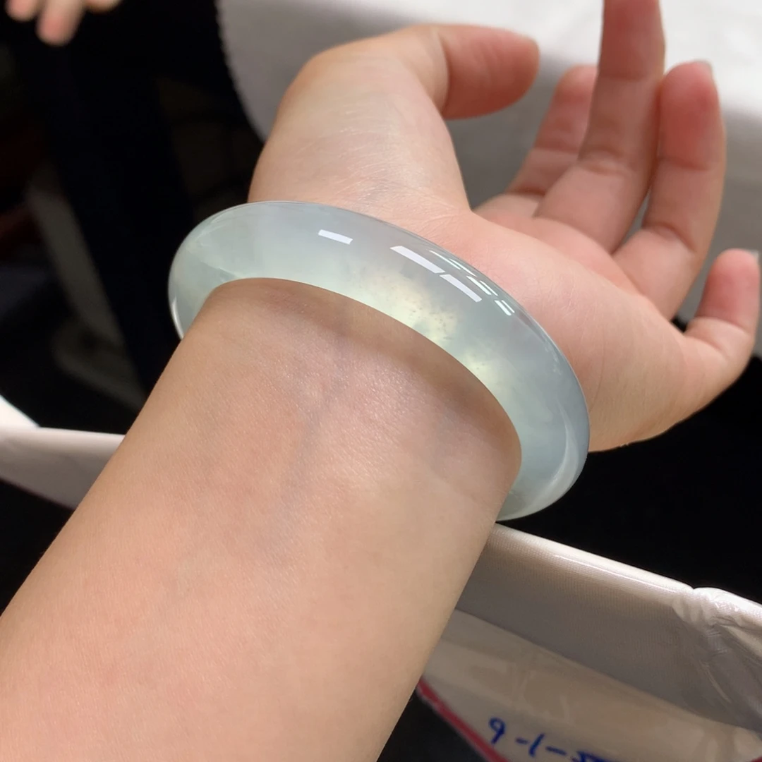 翡翠未镶嵌手镯47号55贵妃清水刚子（完美强推泥鳅背）