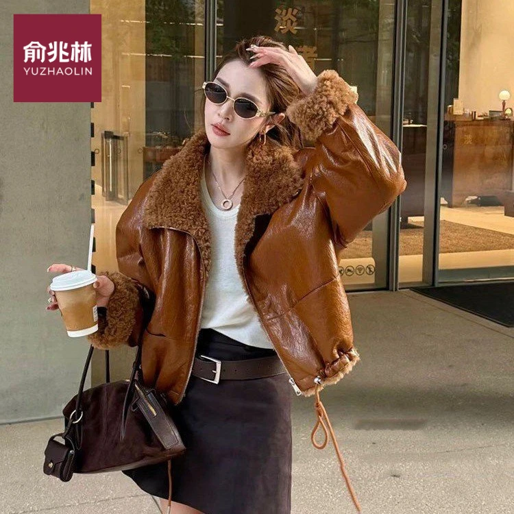 百搭加厚秋季韩版加绒上衣休闲网红春秋宽松外套秋冬皮夹克复古