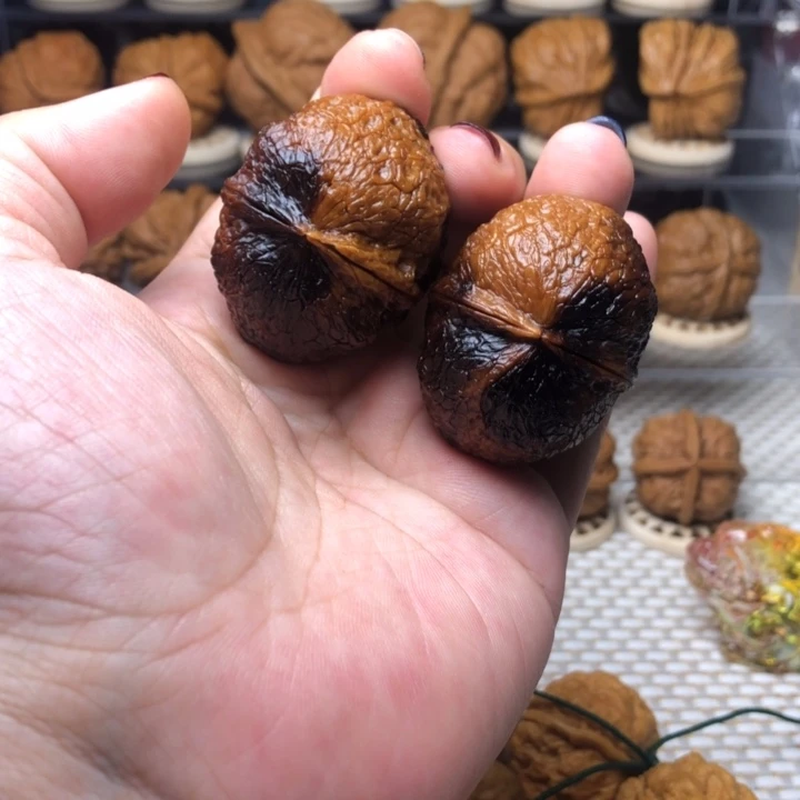 把件文玩核桃29熊猫彩元宝40+