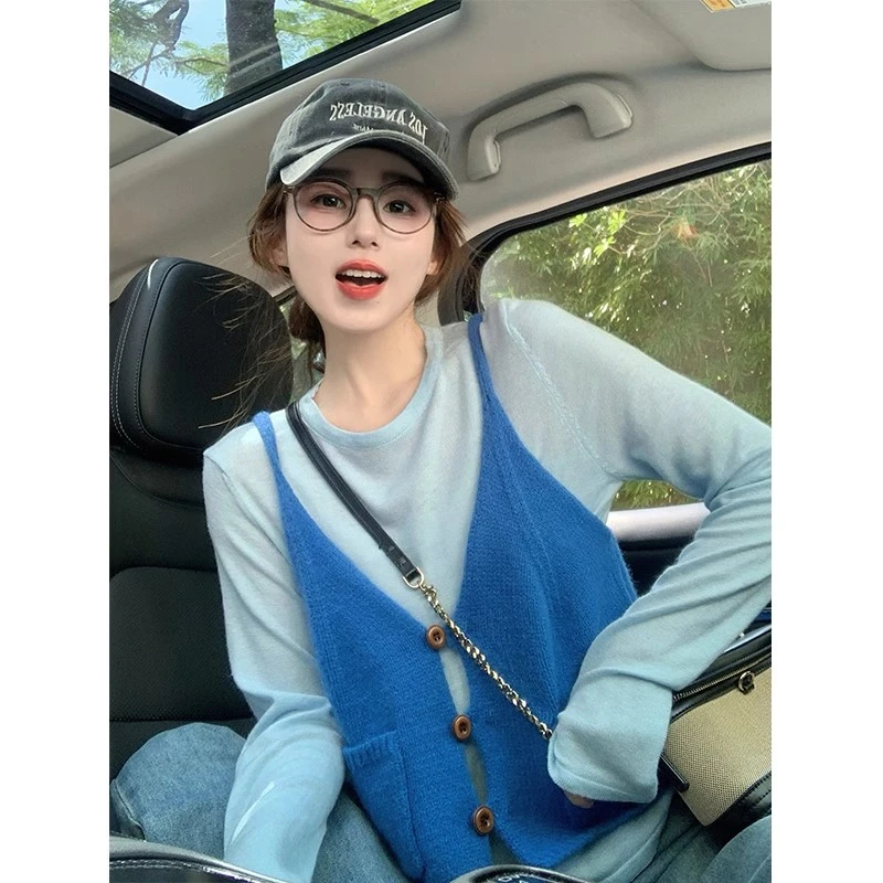 蓝色吊带两件套针织衫女2025新款春季韩系复古气质高级感设计毛衣