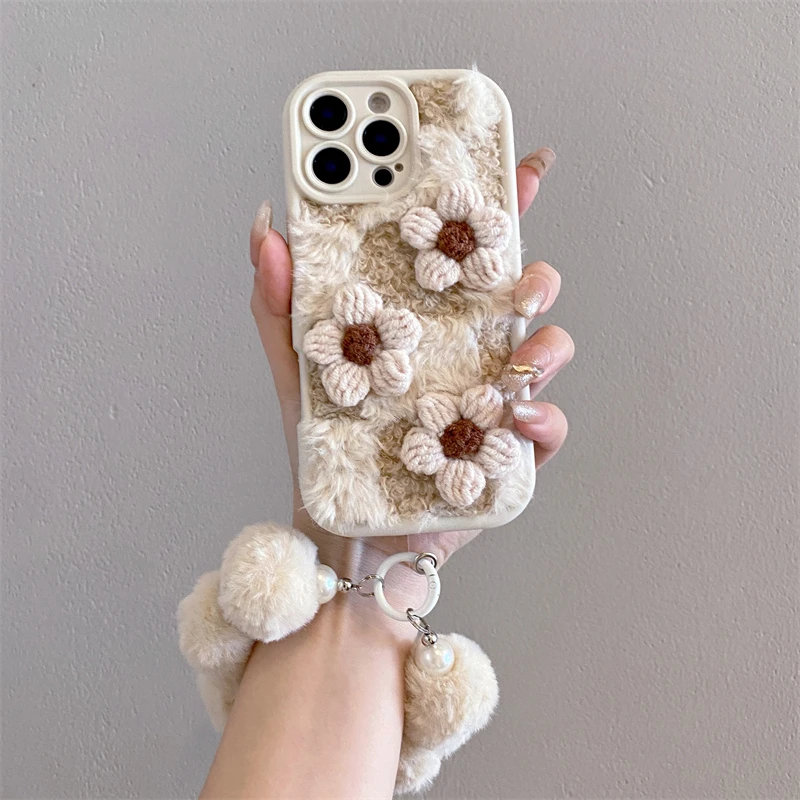 立体毛绒花朵适用iPhone16苹果17promax手机壳简约15/14/13秋冬
