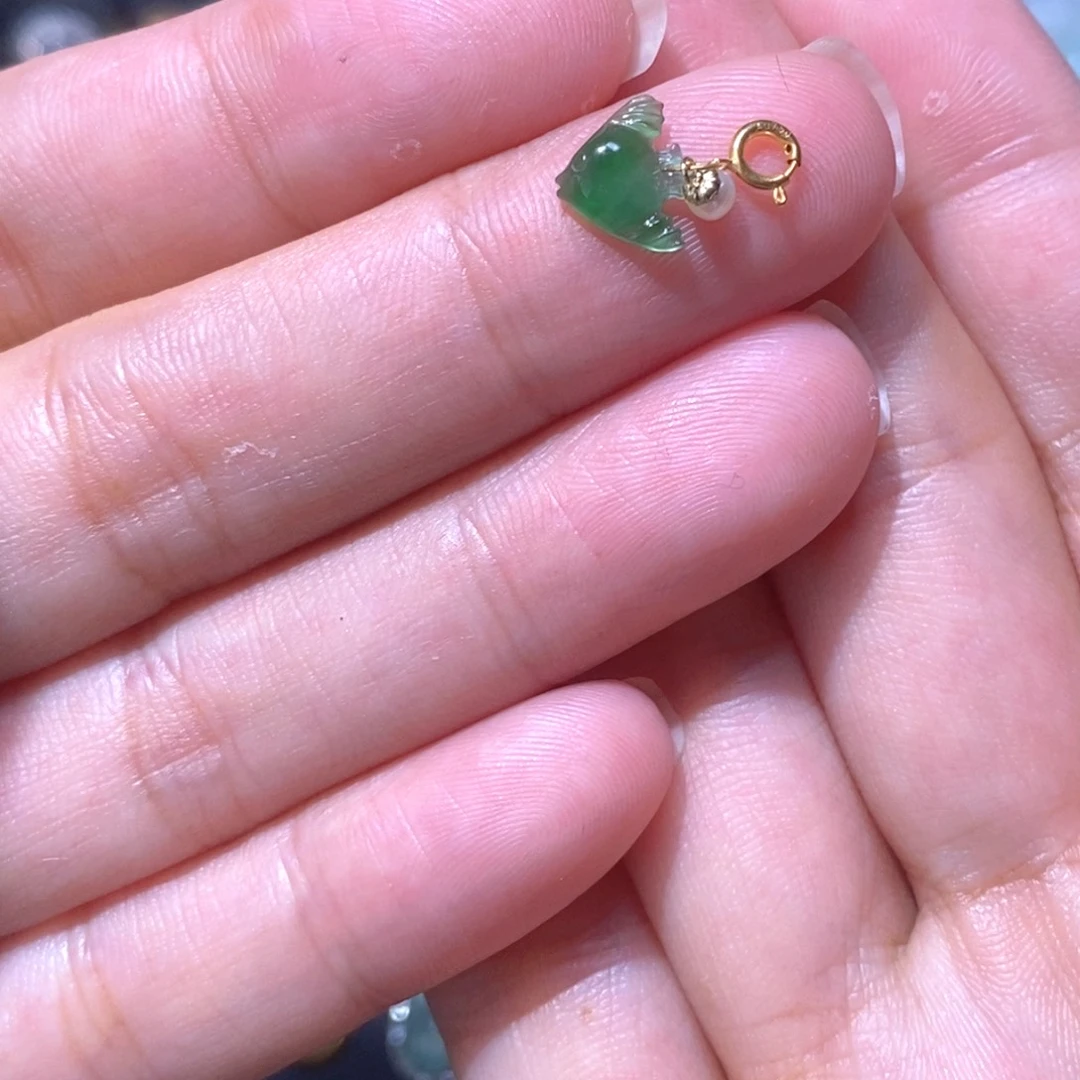 吊坠(不含链)18K金镶嵌翡翠