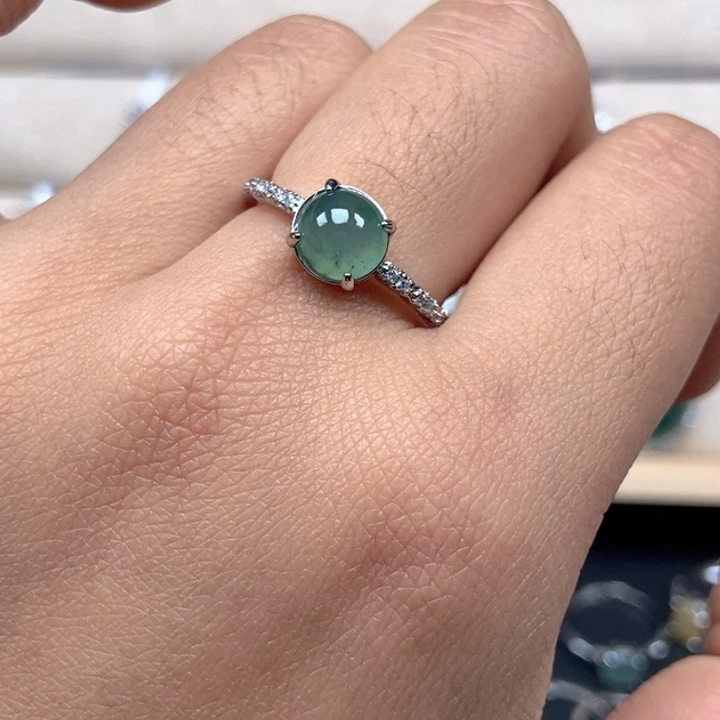 翡翠未镶嵌戒指戒指