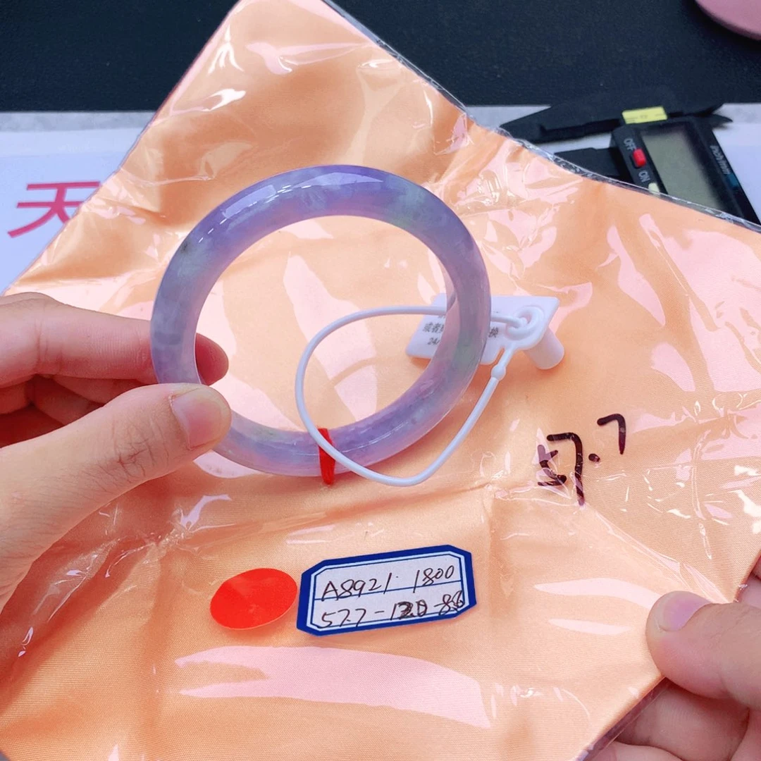 未镶嵌手镯翡翠翡翠