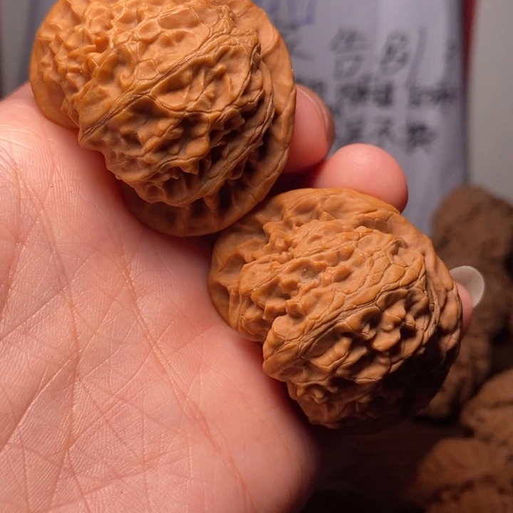 文玩核桃吊坠宫灯