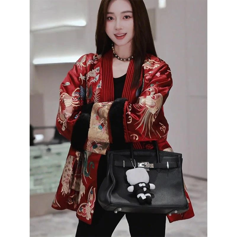 新中式国风红色服外套女秋冬季2024新款宽松圣诞新年小香风袄