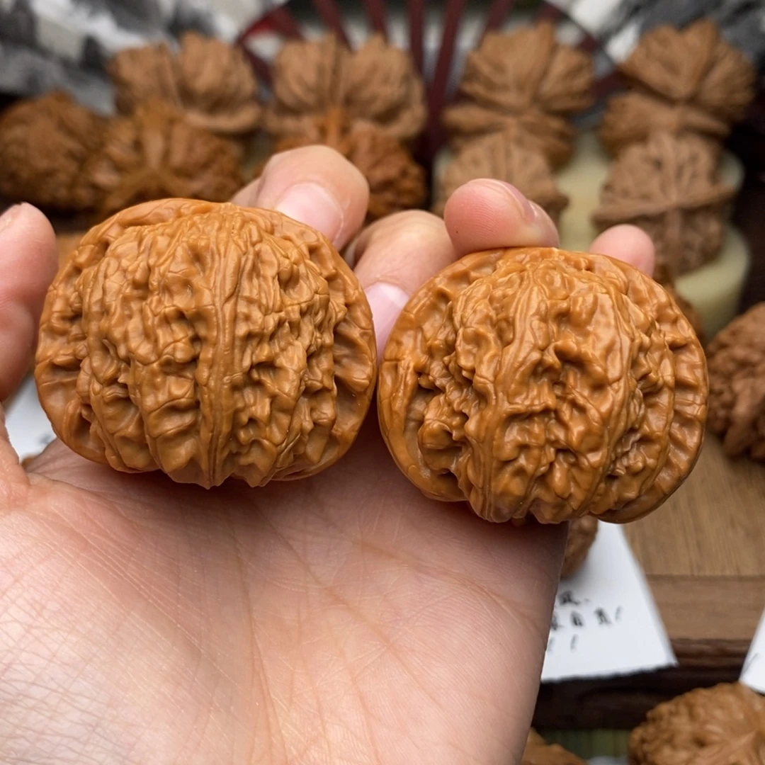 文玩核桃把件648号43白