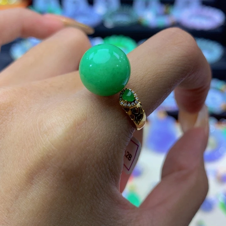 翡翠18K金镶嵌手链翡翠