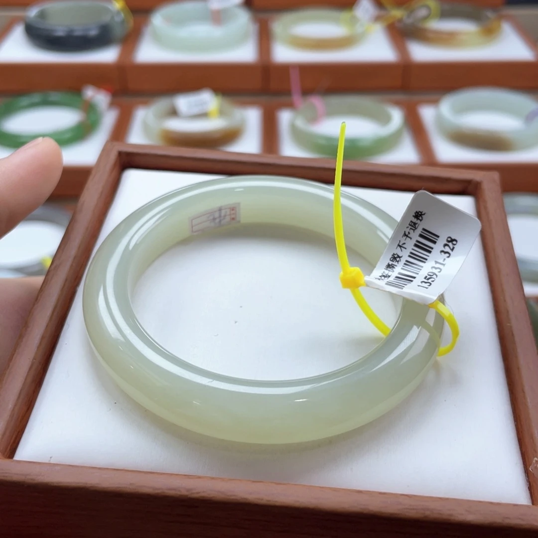 【闪购商品】未镶嵌手镯和田玉链接13。54-55