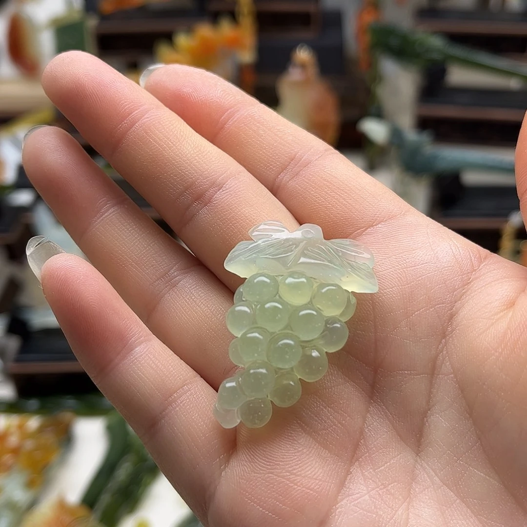 蛇纹石玉未镶嵌岫玉挂坠