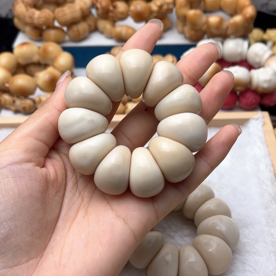 吊坠菩提根/象牙果微瑕2425+