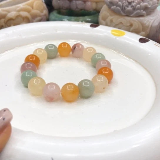 未镶嵌石英质玉珠宝半成品3