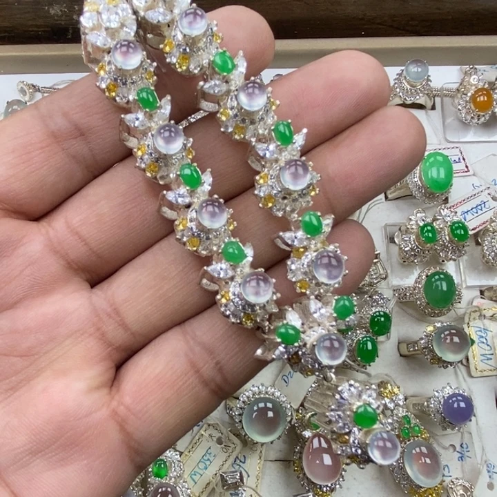 定制翡翠未镶嵌天然缅甸翡翠A货