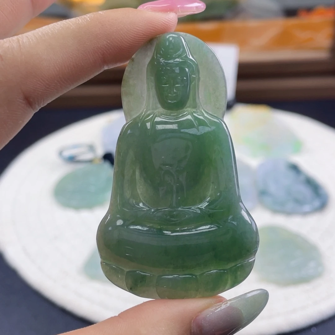 翡翠裸石天然翡翠观音