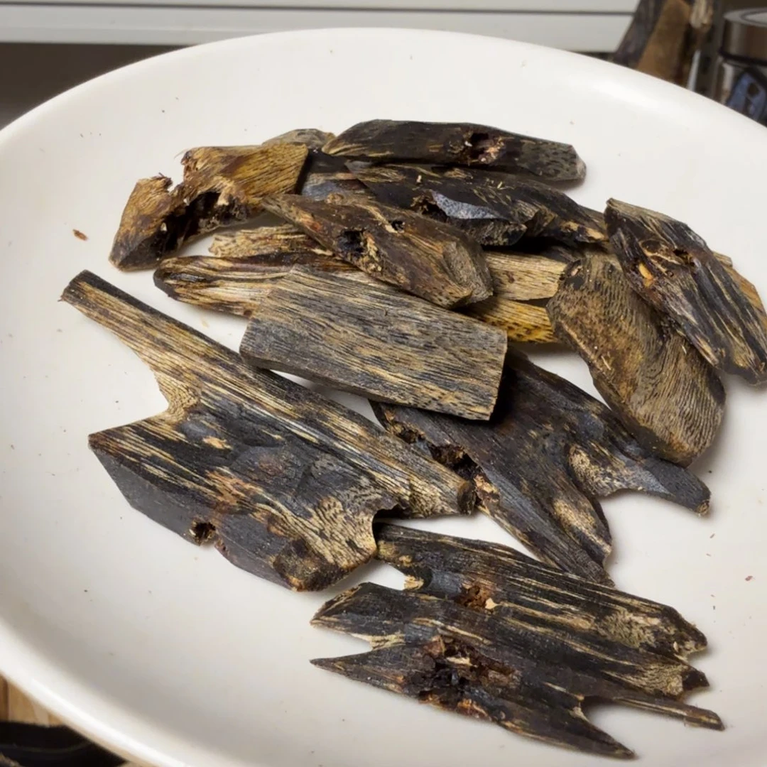 枪***爷沉香红奇流油颗粒43克