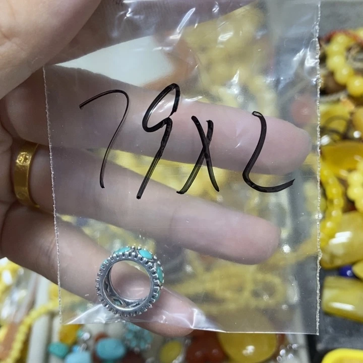 银S925镶嵌蜜蜡裸石爱**菜吊坠