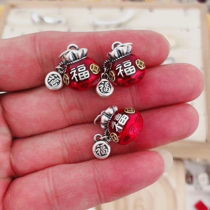 珐琅吊坠足银福袋一个
