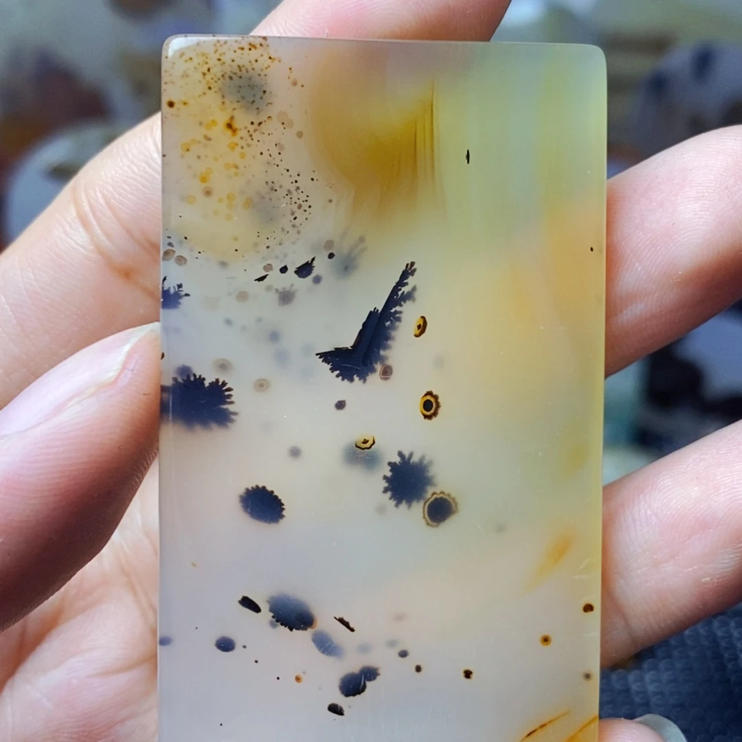 玛瑙/玉髓未镶嵌珠宝半成品