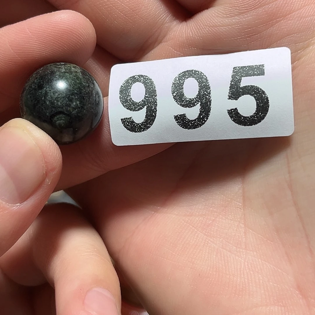 未镶嵌水晶大型摆件（非配饰）