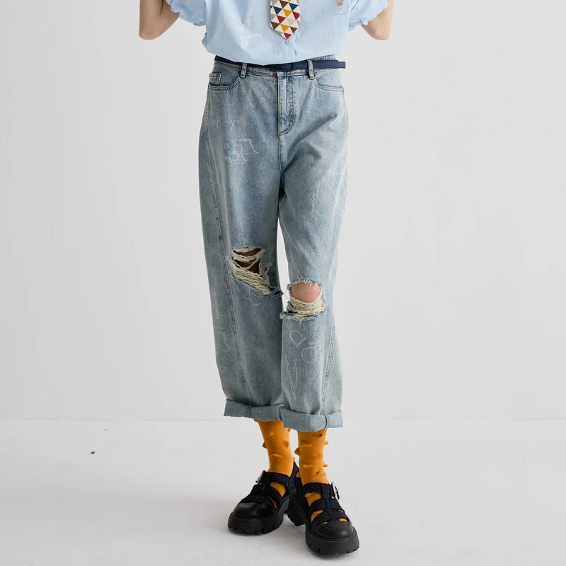 谜底牛仔裤女2025夏季新品复古涂鸦感破洞毛边宽松长裤252MK0578