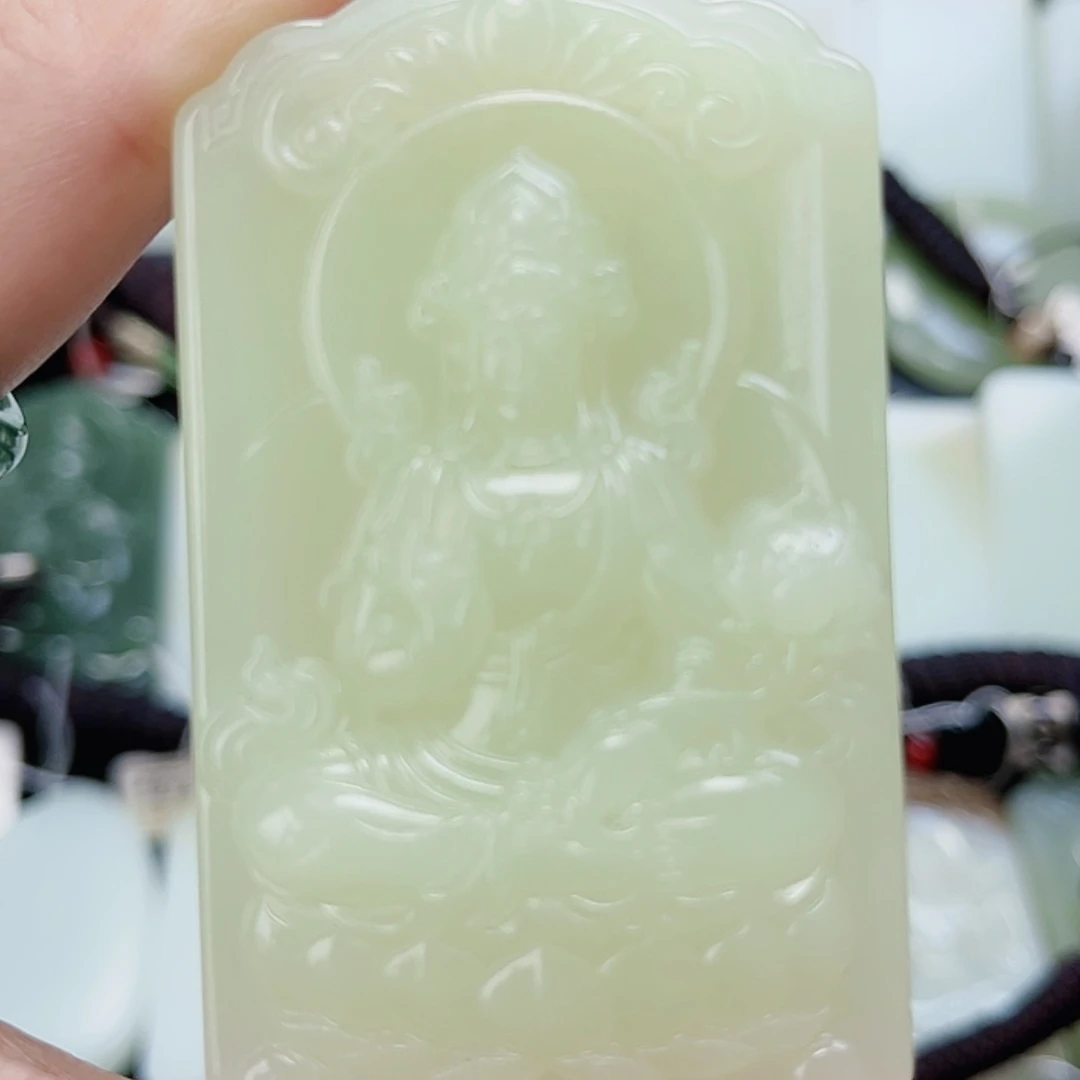 【闪购商品】颈饰未镶嵌和田玉粉*