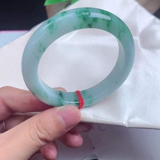 翡翠手镯未镶嵌正圈077