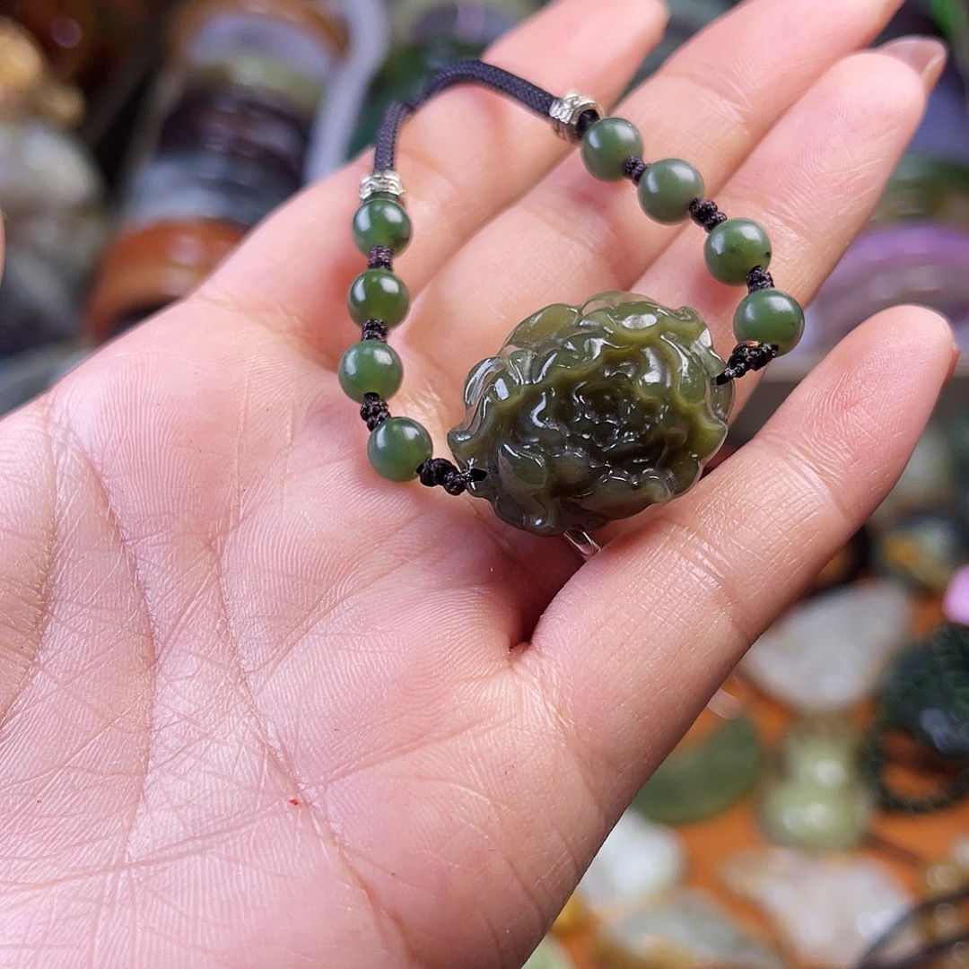 颈饰未镶嵌和田玉