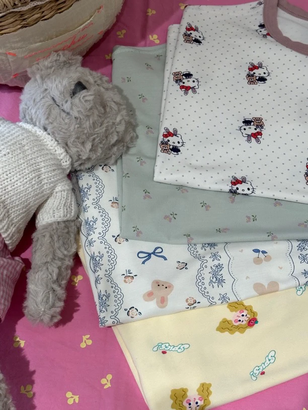 敲舒服的一套儿童家居服套装！快mai 它！夏季新款