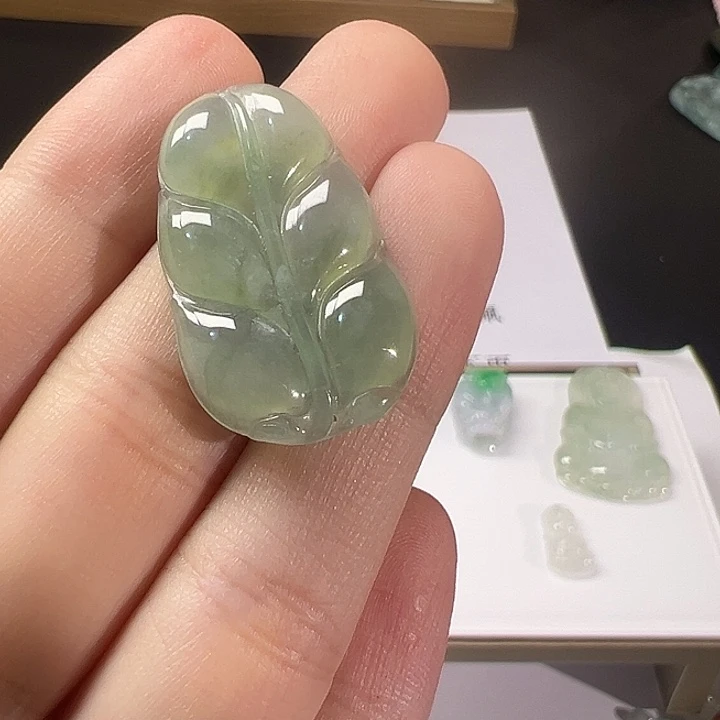 翡翠未镶嵌挂件纯天然a货翡翠
