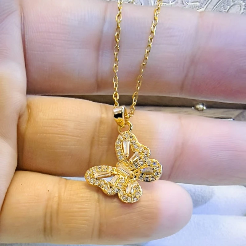 钛钢项链 新款小蝴蝶项链爆闪镭射春季女款饰品配链夏季女性首饰