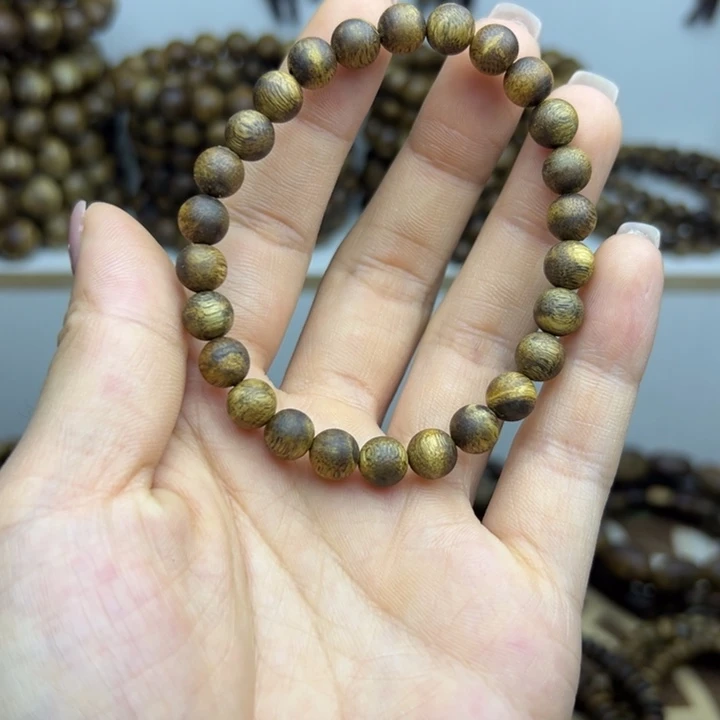 沉香碎屑沉香种植奇楠卡07，3.8克