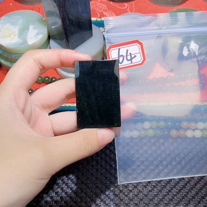 和田玉和田玉边角料随机发未镶嵌